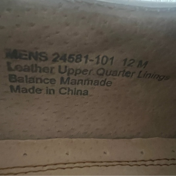 Stacy Adams Beige Leather Embossed Slip-On Loafers 12 - Picture 4 of 9